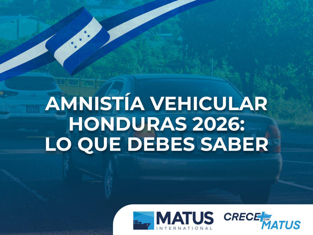 Imagen informativa sobre la amnistía vehicular Honduras 2026 con autos y bandera hondureña